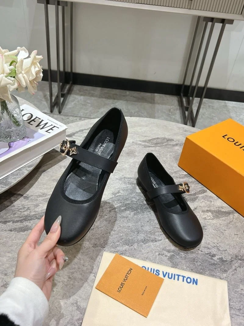 Louis Vuitton Flat Shoes Premium 31298