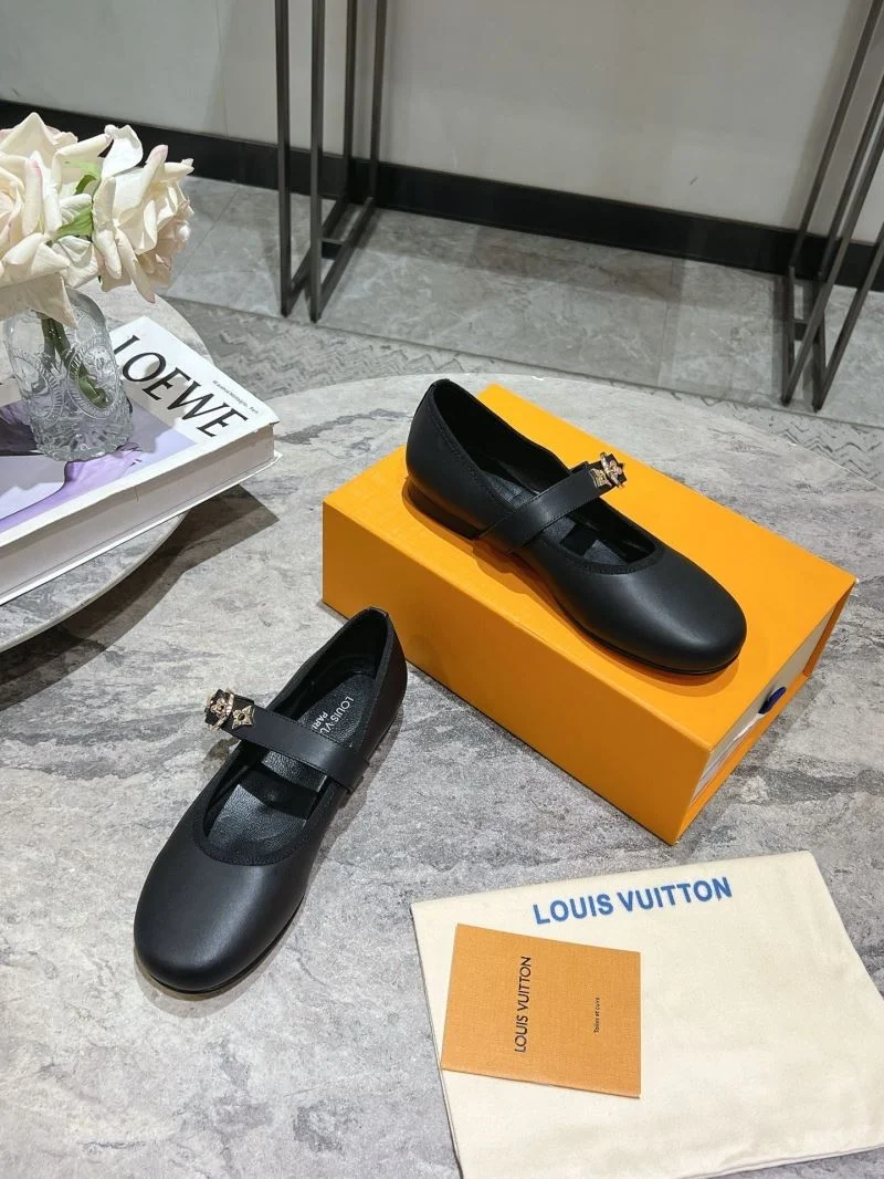 Louis Vuitton Flat Shoes Premium 31298