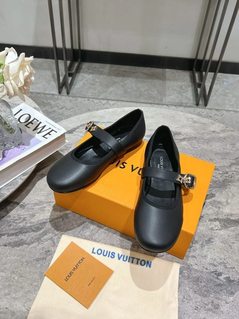 Louis Vuitton Flat Shoes Premium 31298