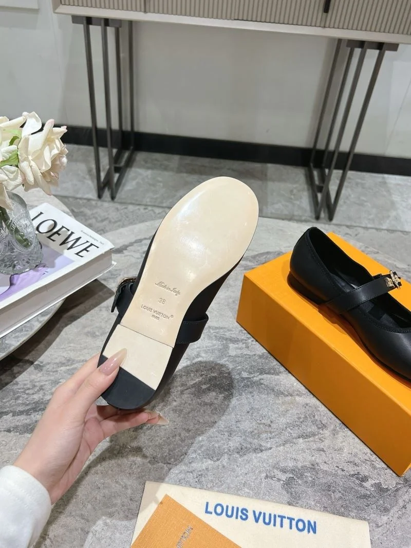 Louis Vuitton Flat Shoes Premium 31298