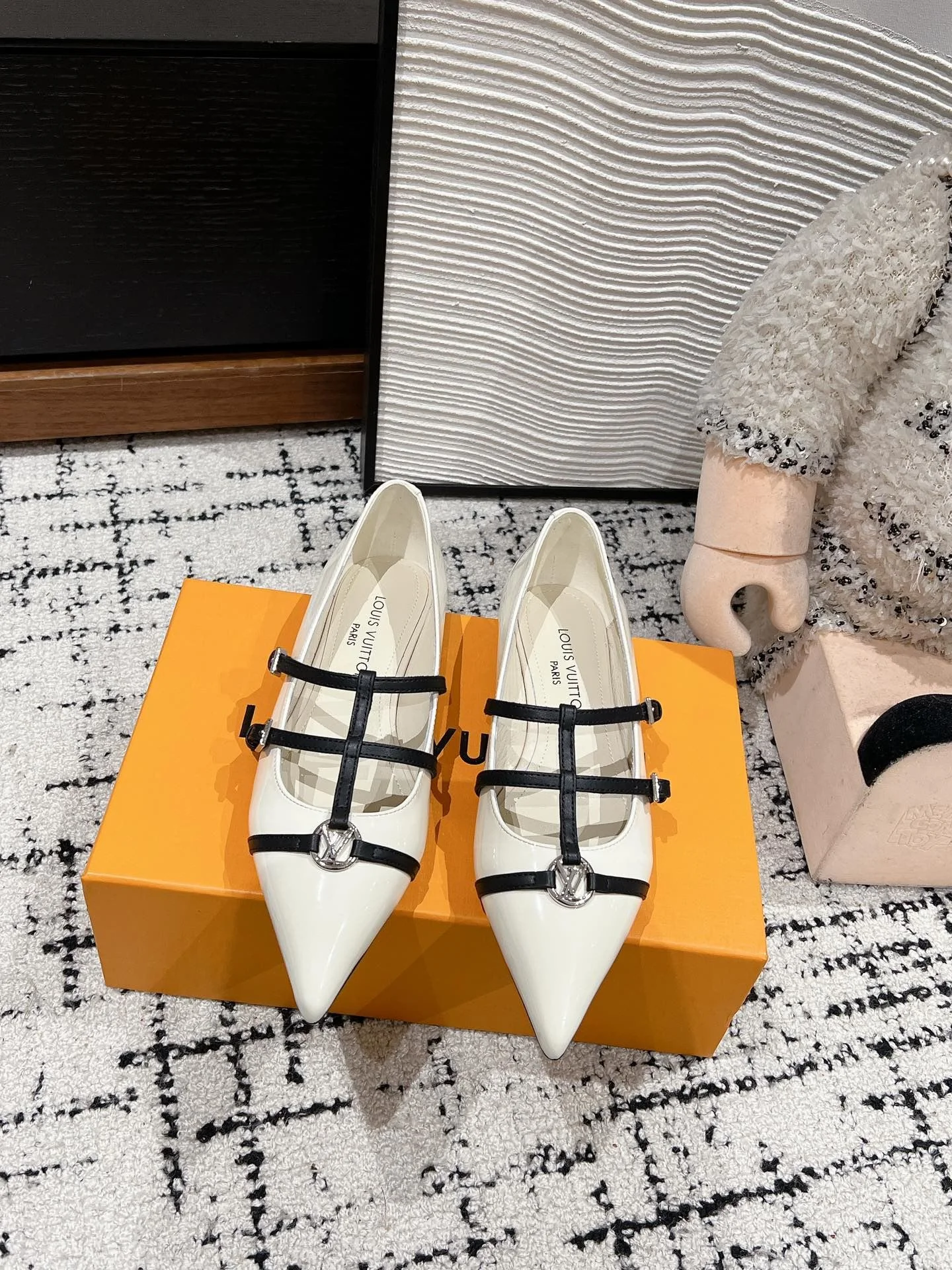 Louis Vuitton Flat Shoes FlexibleFit 31286