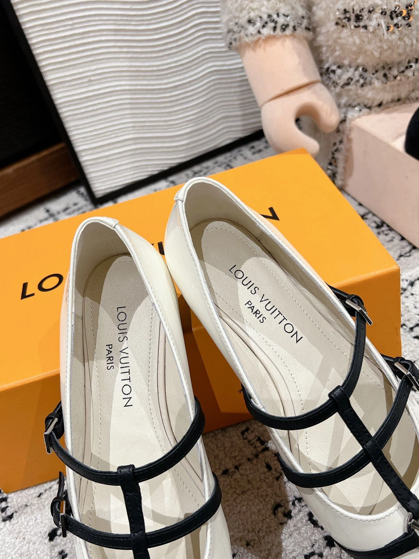 Louis Vuitton Flat Shoes FlexibleFit 31286