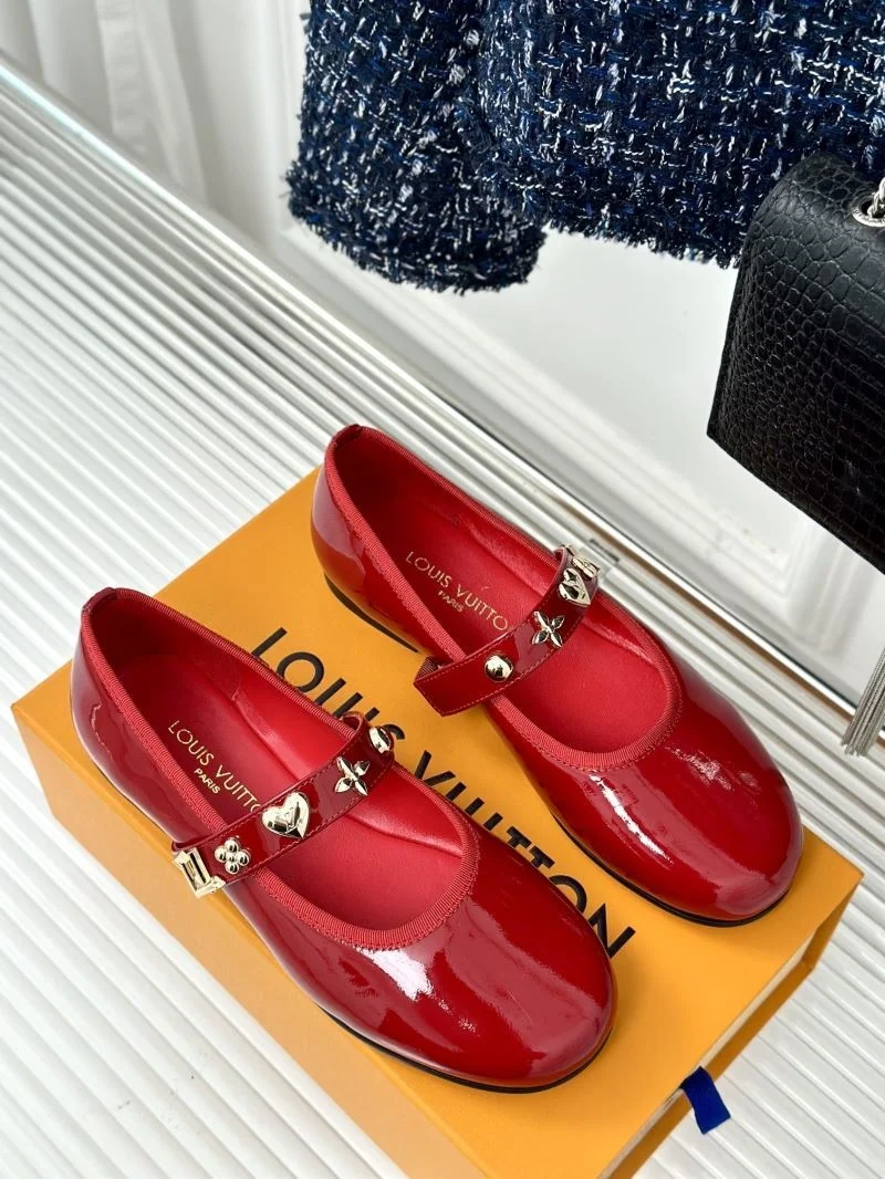 NewStyle Louis Vuitton Flat Shoes 31292