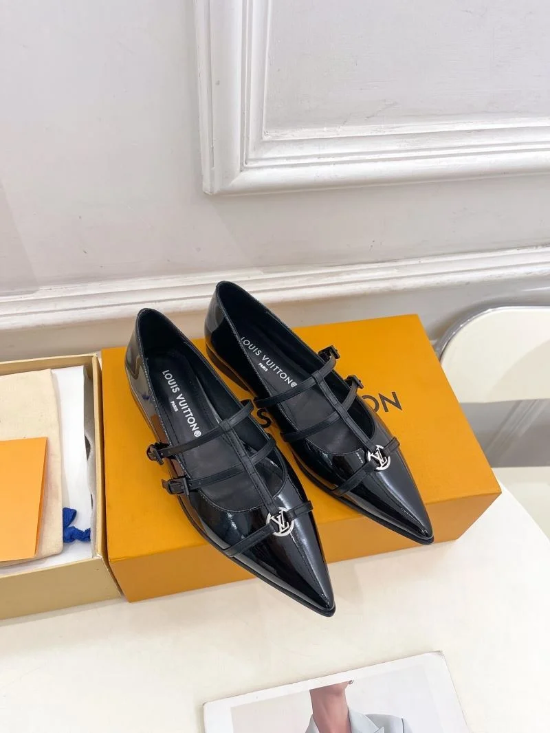 Louis Vuitton Flat Shoes Compact 31289