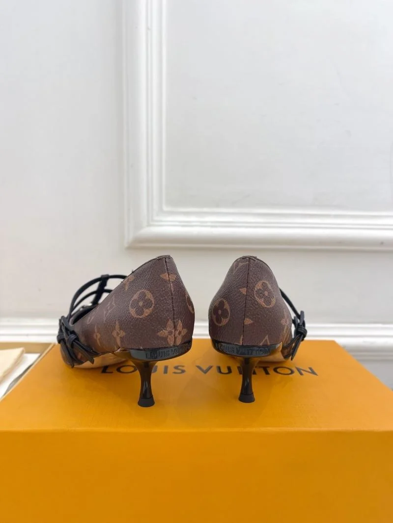 SportInspired Louis Vuitton Flat Shoes 31279