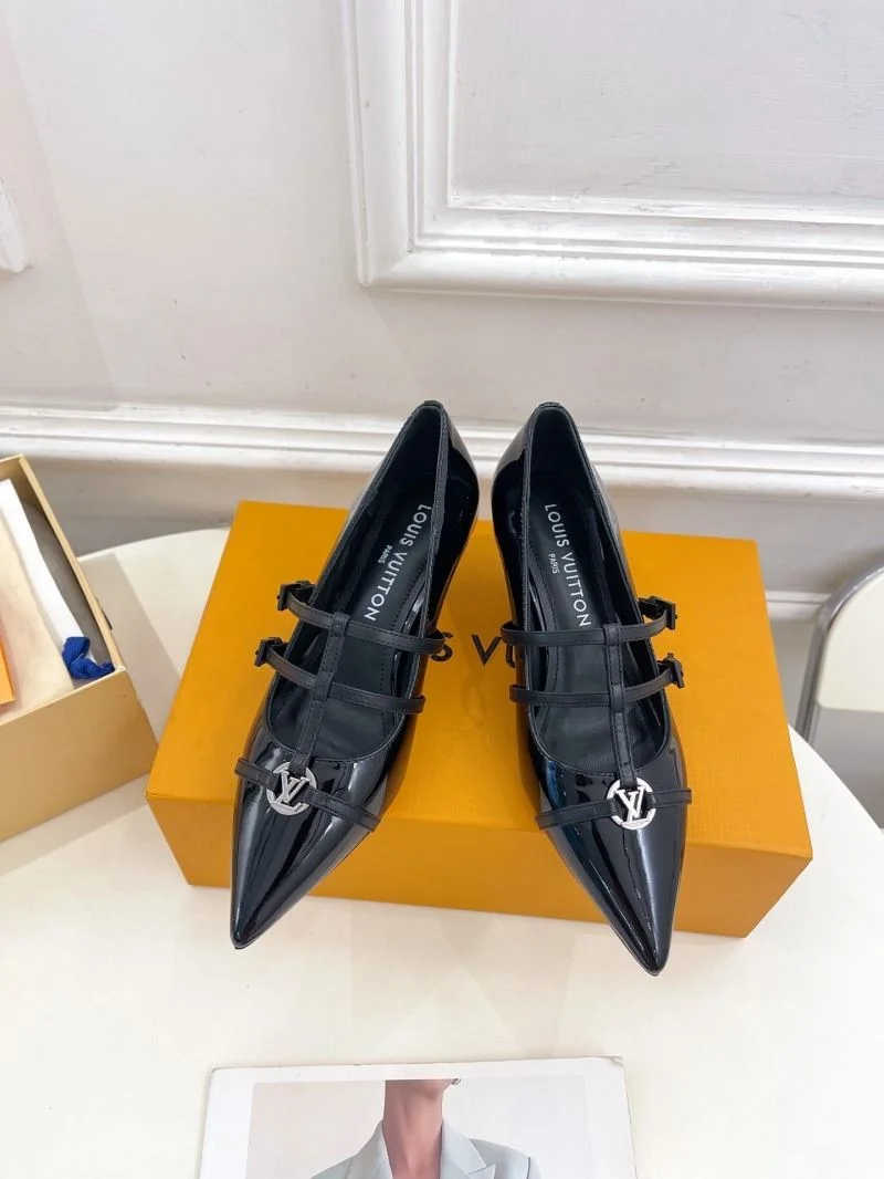 Louis Vuitton Flat Shoes Stretchable 31278