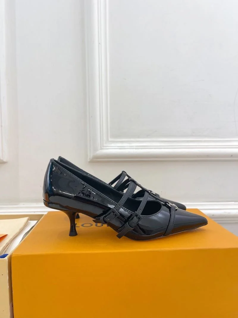 Louis Vuitton Flat Shoes Stretchable 31278