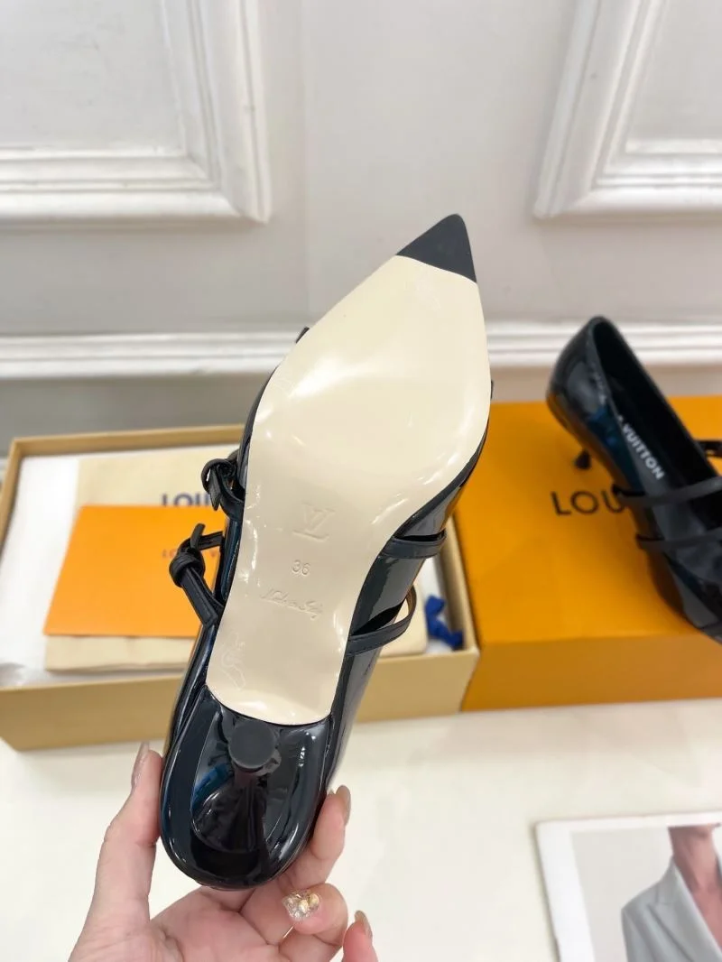 Louis Vuitton Flat Shoes Stretchable 31278