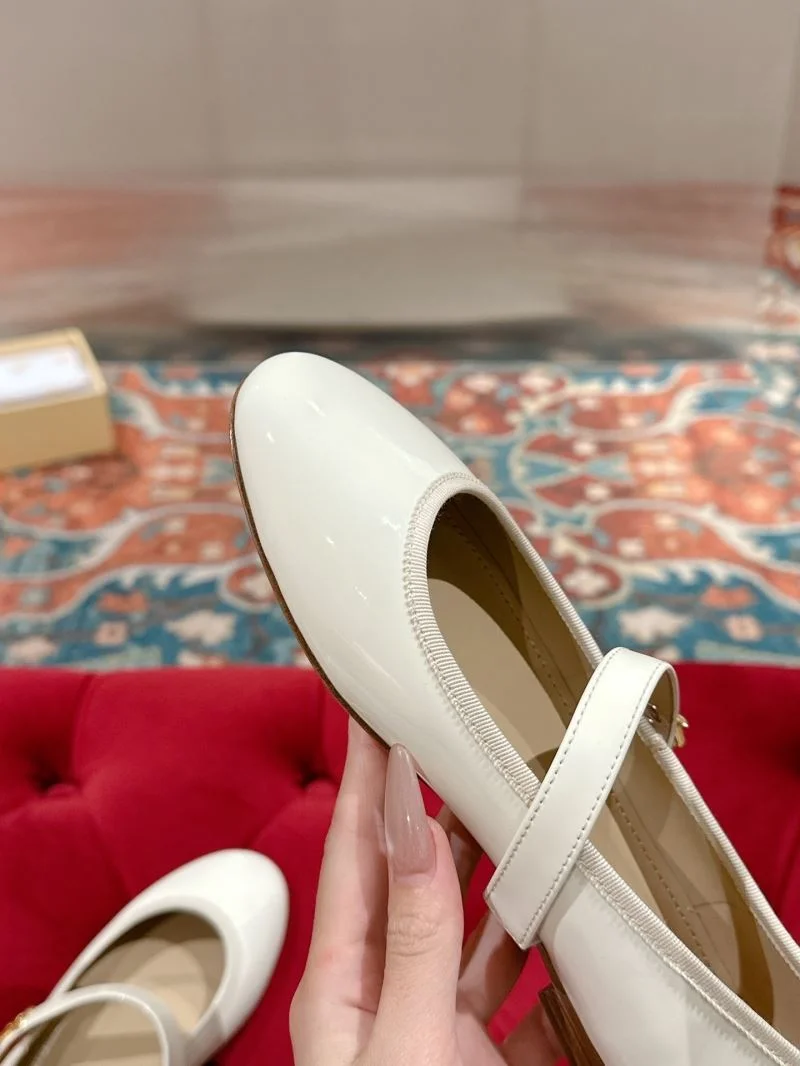 Effortless Louis Vuitton Flat Shoes 31280