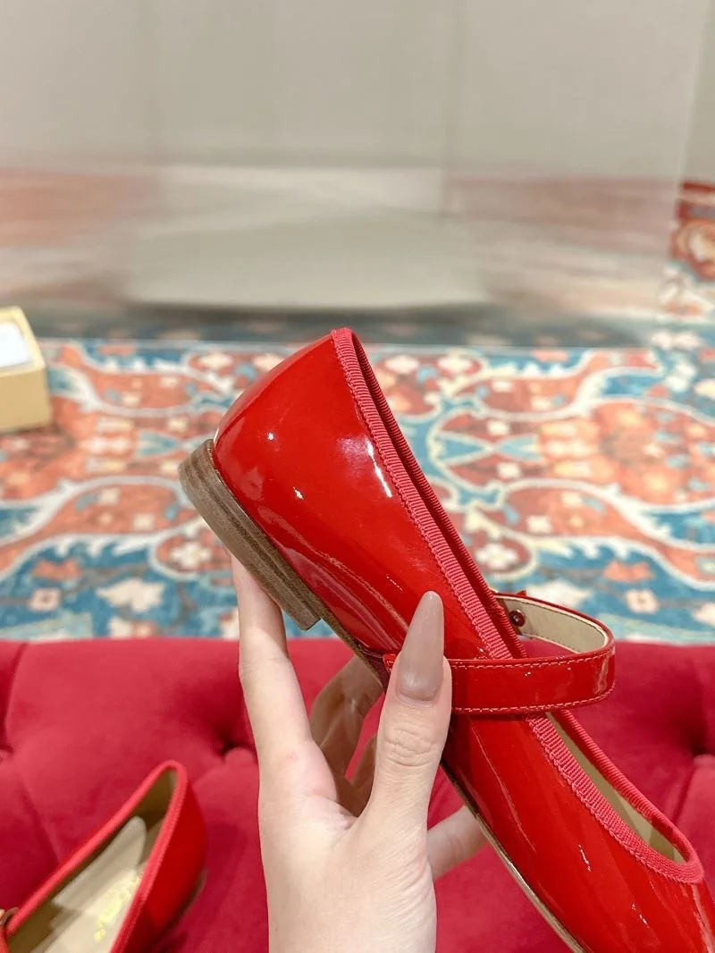 Louis Vuitton Flat Shoes TechFriendly 31277