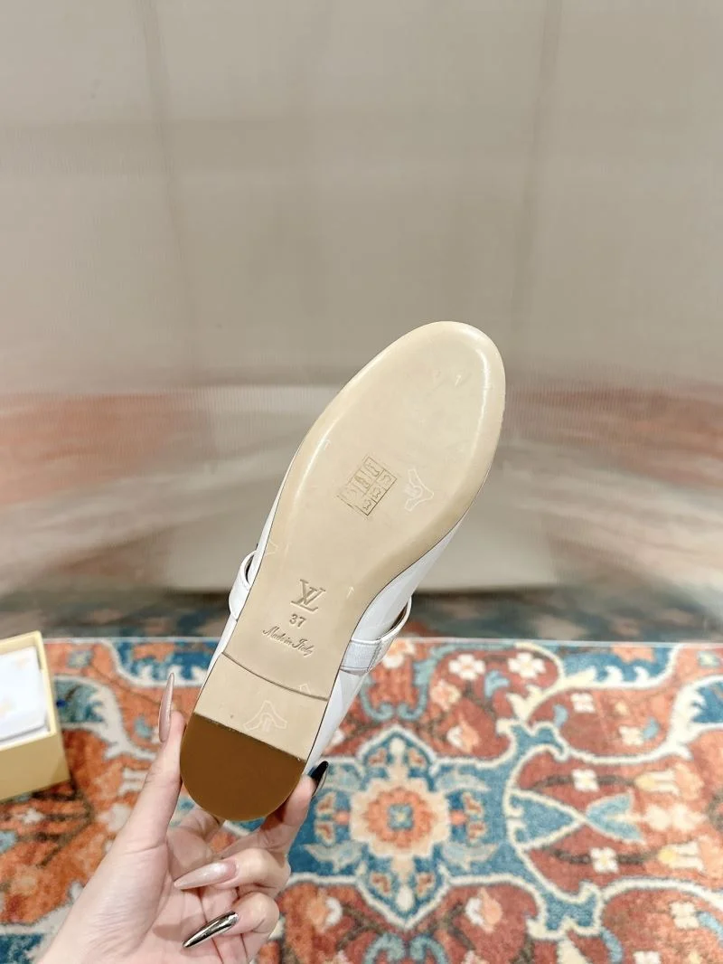 Modern Louis Vuitton Flat Shoes 31252