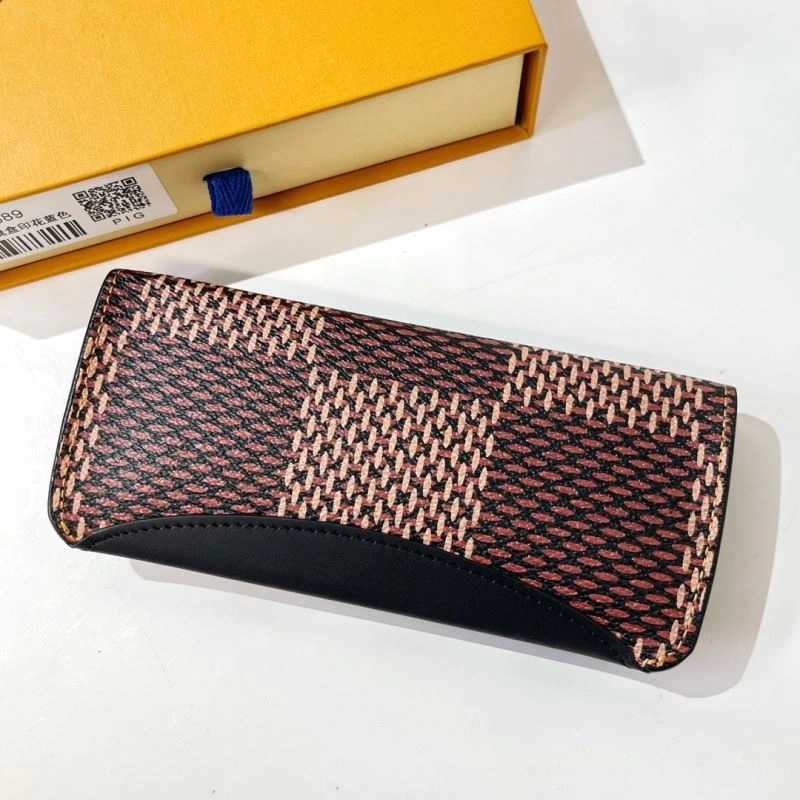 Refined Louis Vuitton Glass Boxes 262836