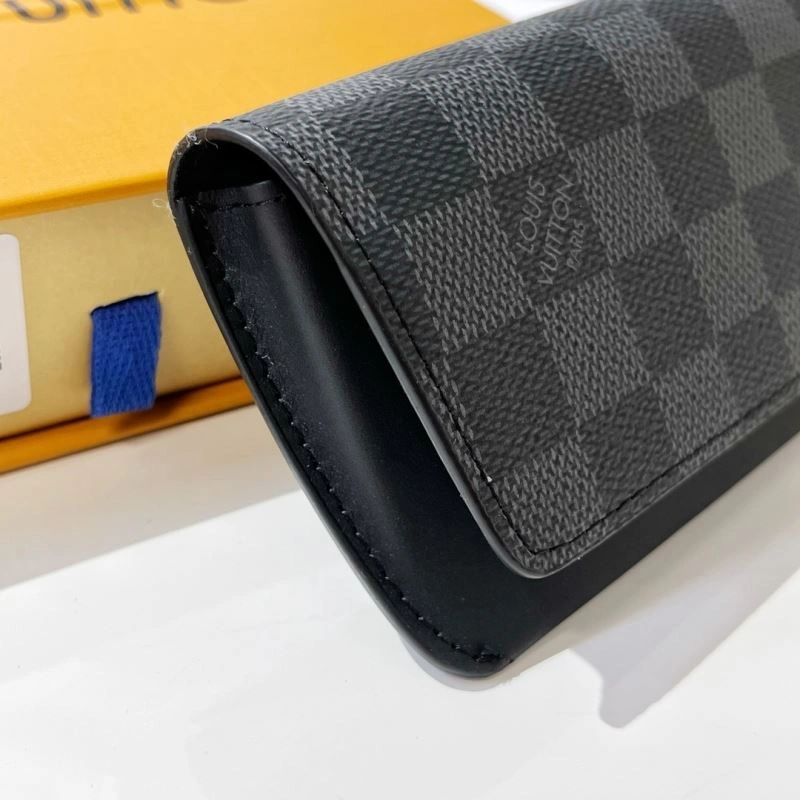 Louis Vuitton Glass Boxes Youthful 262835