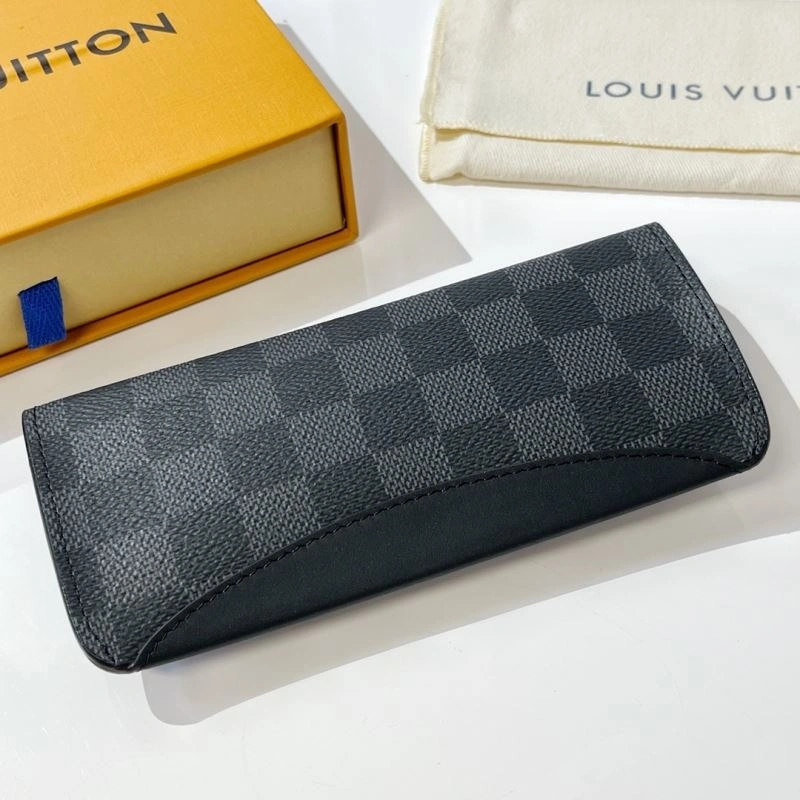 Louis Vuitton Glass Boxes Youthful 262835