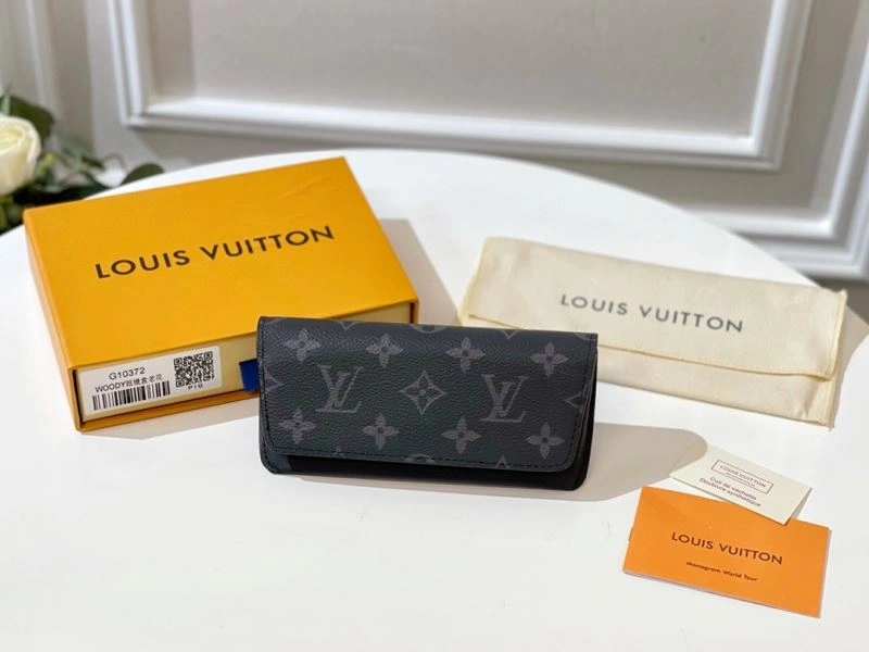 Snug Louis Vuitton Glass Boxes 262832
