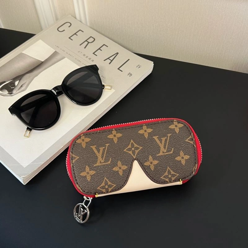 Louis Vuitton Glass Boxes Functional 262803