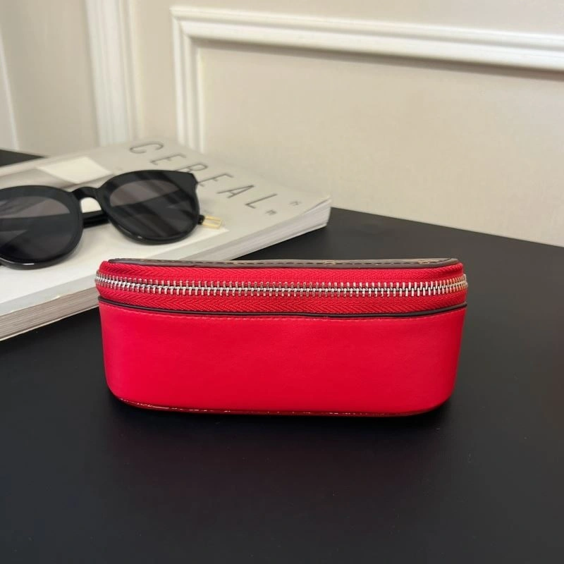 Louis Vuitton Glass Boxes Functional 262803