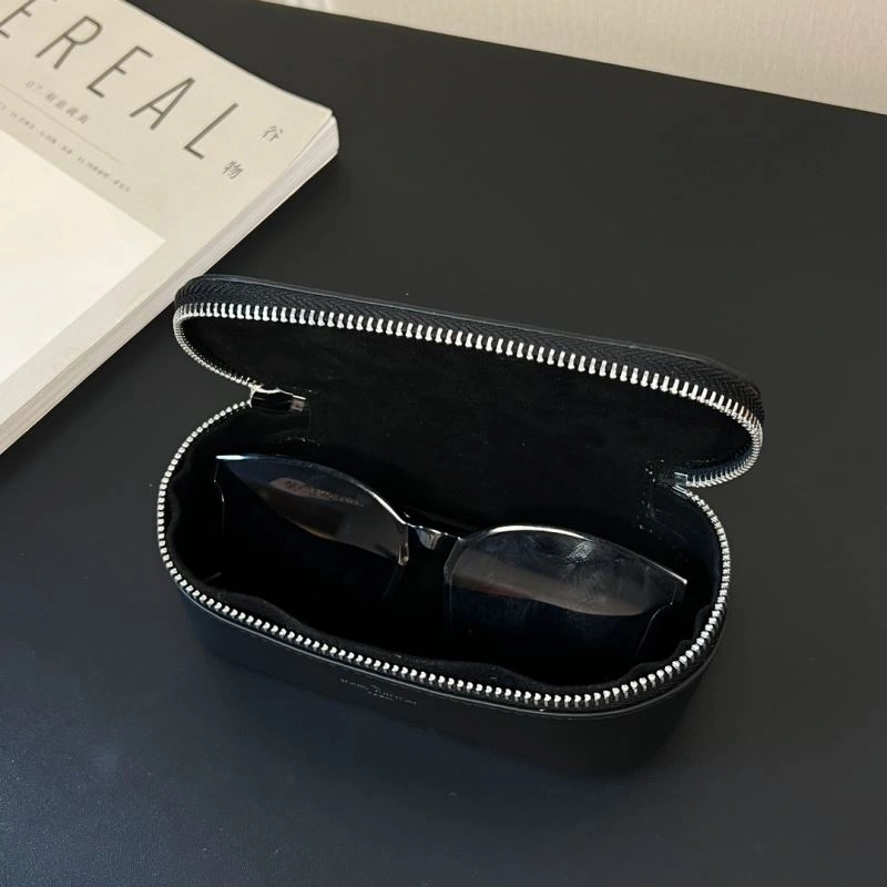 MoistureWicking Louis Vuitton Glass Boxes 262799