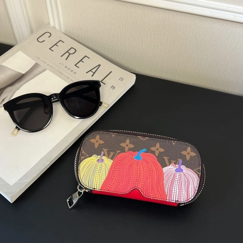 Louis Vuitton Glass Boxes Sophisticated 262811