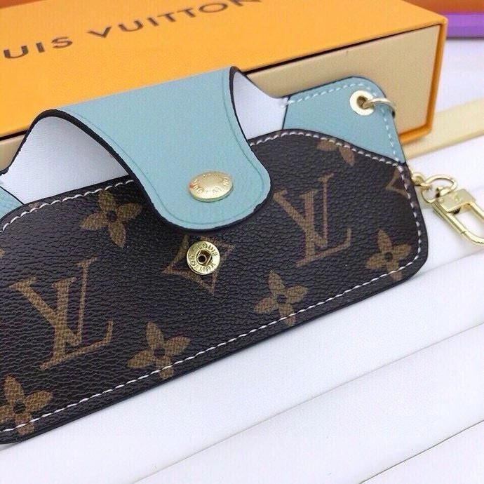 Contemporary Louis Vuitton Glass Boxes 262802