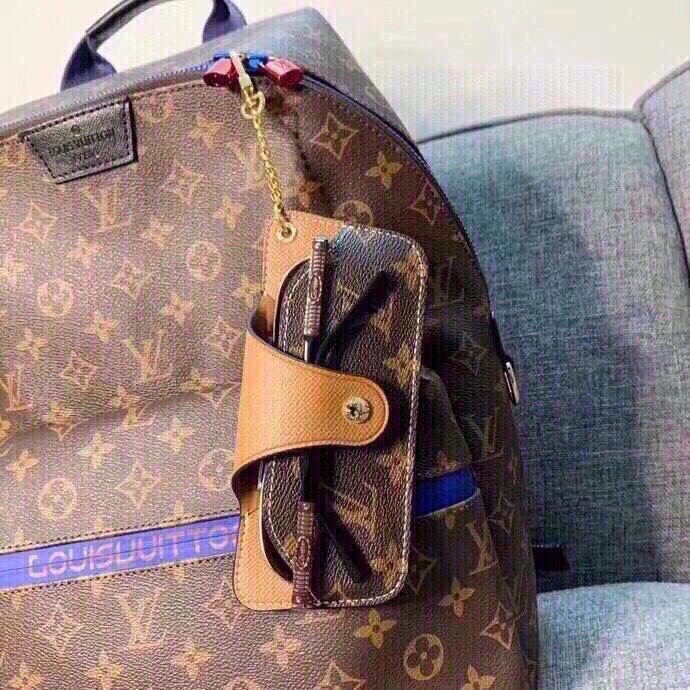 QuickDry Louis Vuitton Glass Boxes 262804