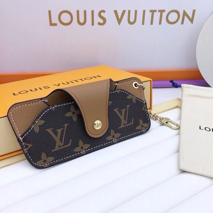 QuickDry Louis Vuitton Glass Boxes 262804