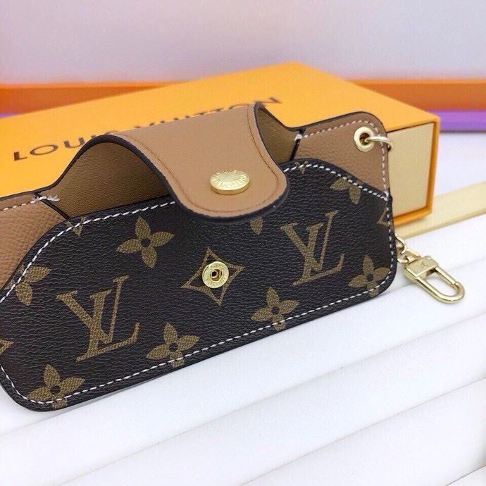 QuickDry Louis Vuitton Glass Boxes 262804