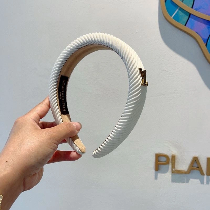 TechFriendly Louis Vuitton Hair Hoop 263552