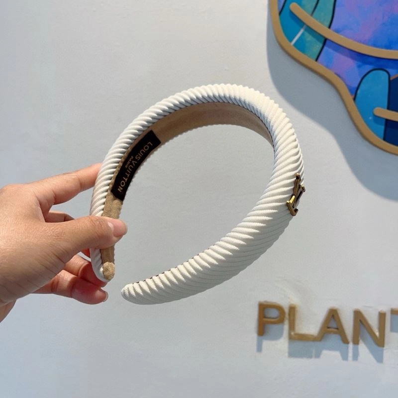 TechFriendly Louis Vuitton Hair Hoop 263552