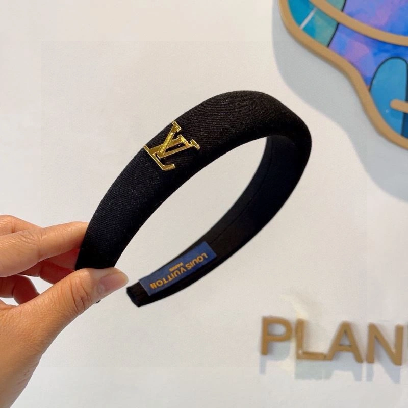 Refined Louis Vuitton Hair Hoop 263532