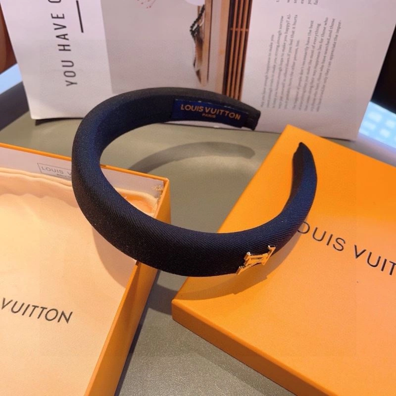 Refined Louis Vuitton Hair Hoop 263532