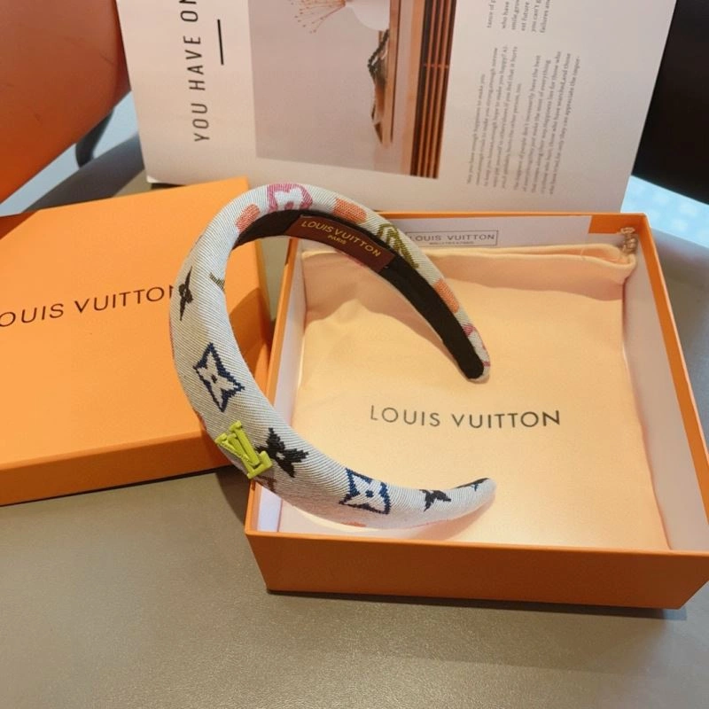 Versatile Louis Vuitton Hair Hoop 263517