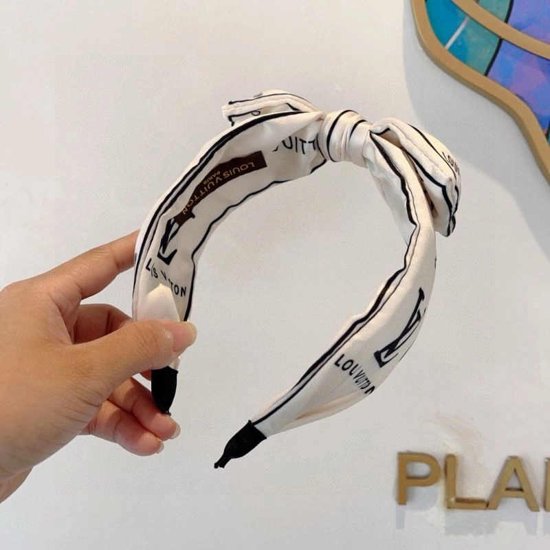 Modern Louis Vuitton Hair Hoop 263523