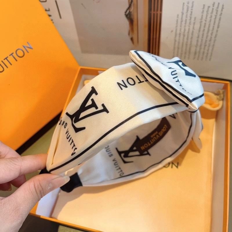 Modern Louis Vuitton Hair Hoop 263523