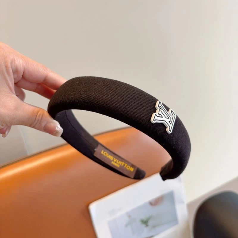 Refined Louis Vuitton Hair Hoop 262999