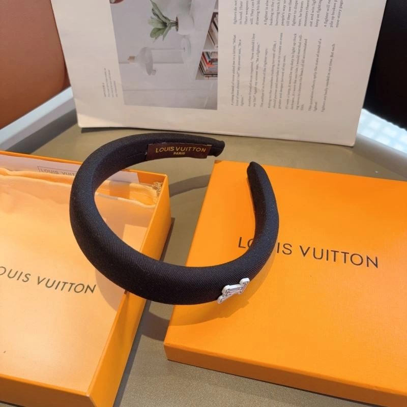 Refined Louis Vuitton Hair Hoop 262999
