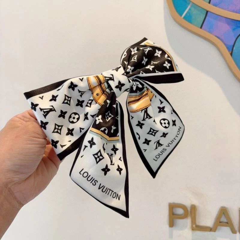 Sleek Louis Vuitton Hair Hoop 262946