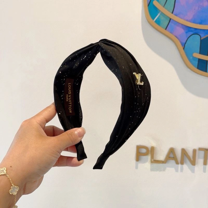 Louis Vuitton Hair Hoop UrbanChic 262939