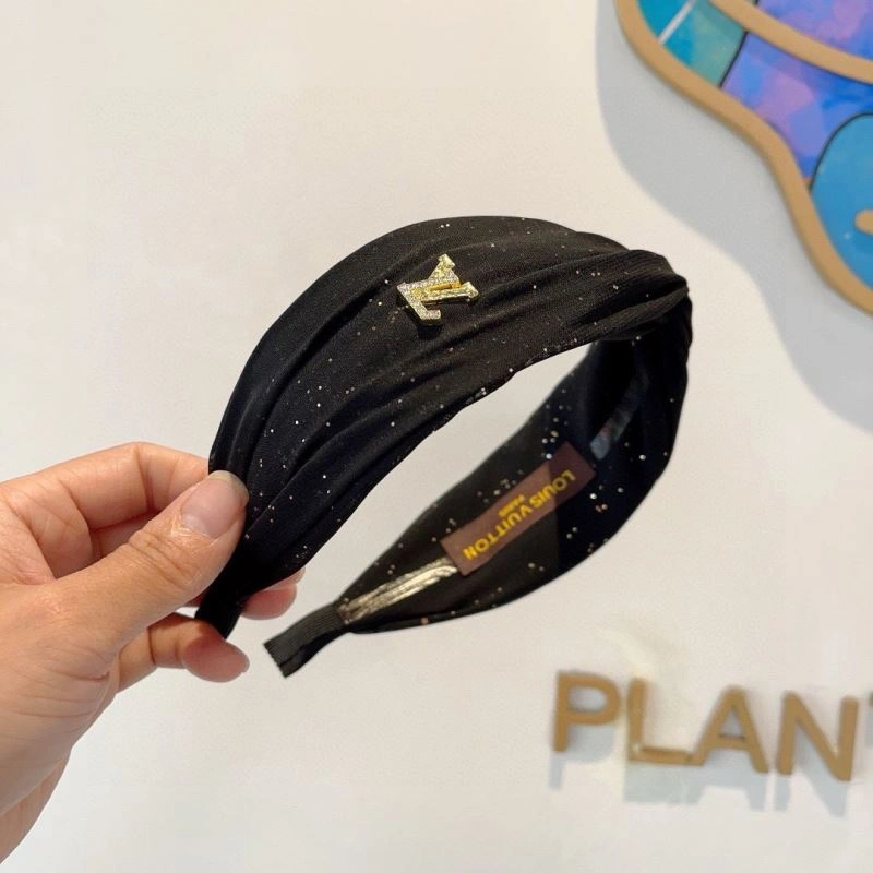 Louis Vuitton Hair Hoop UrbanChic 262939