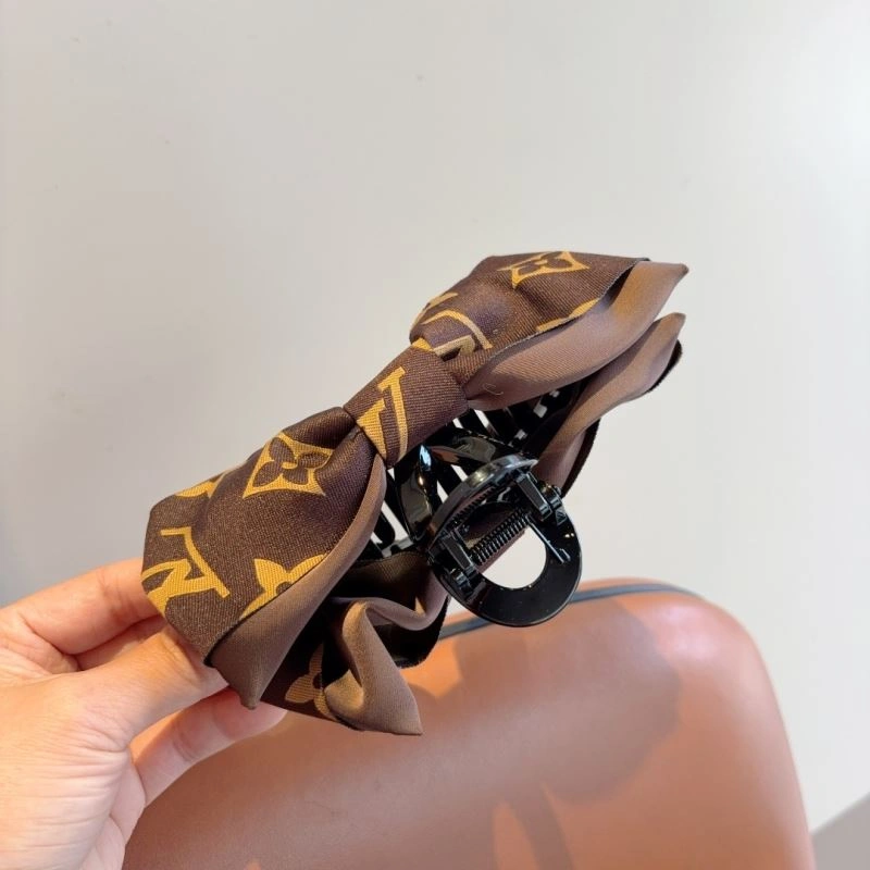 Soft Louis Vuitton Hair Hoop 262935