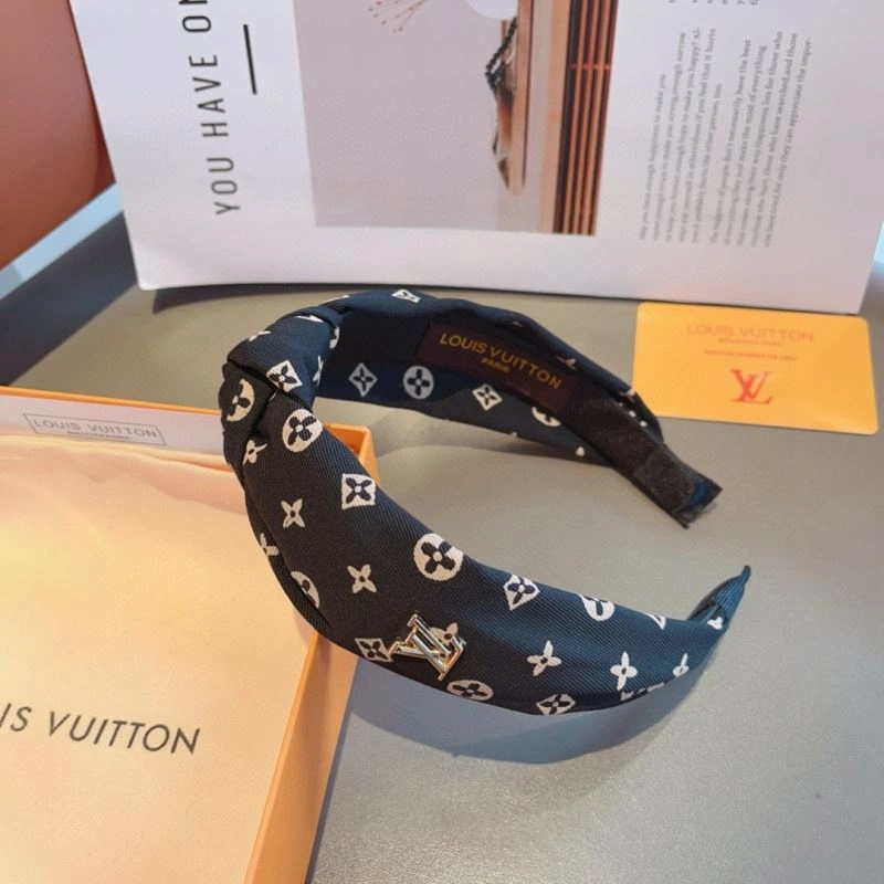 Refined Louis Vuitton Hair Hoop 262938