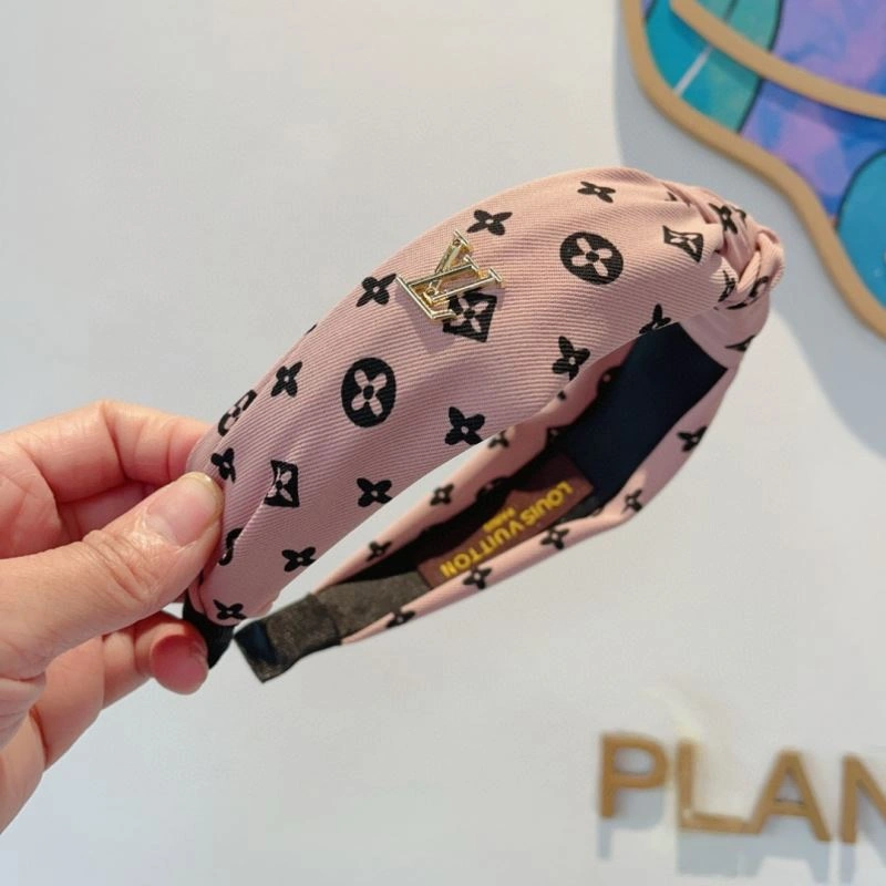Compact Louis Vuitton Hair Hoop 262932