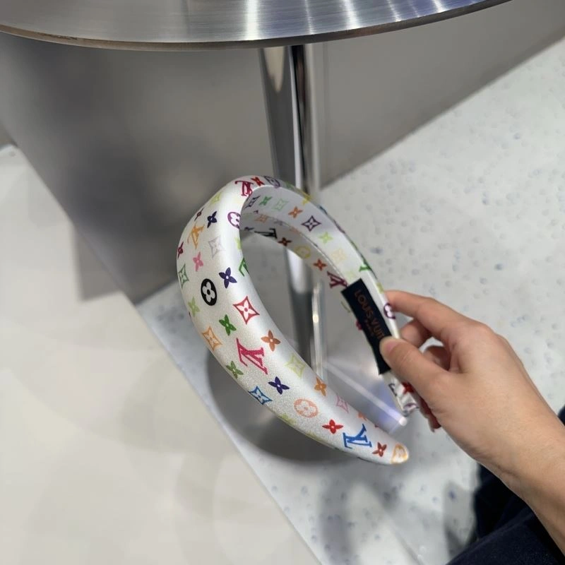 EasyMatch Louis Vuitton Hair Hoop 264085