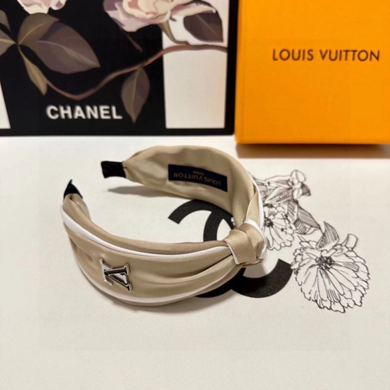 WellDesigned Louis Vuitton Hair Hoop 264070