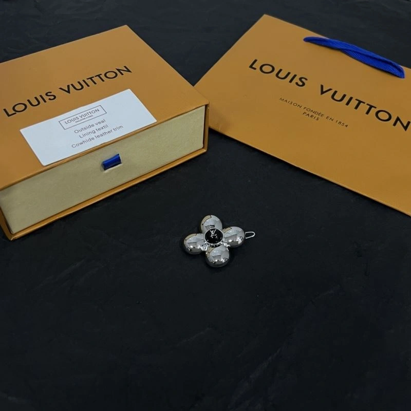 Louis Vuitton Hairpins Popular 251070
