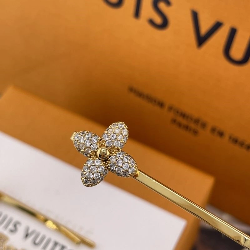 Fashionable Louis Vuitton Hairpins 249769