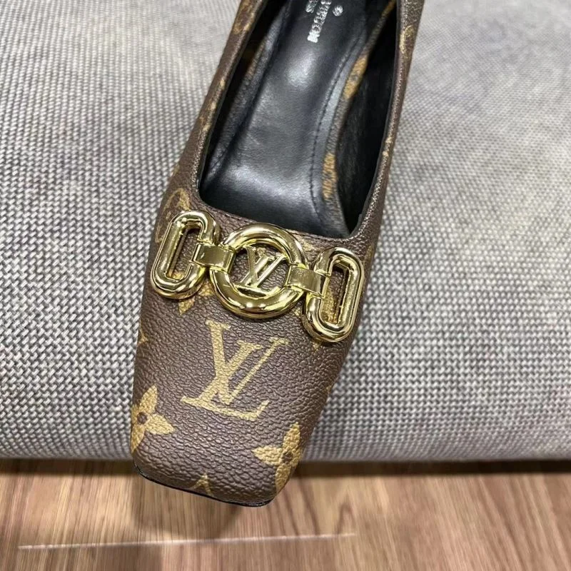 Louis Vuitton Heeled Shoes Versatile 32376