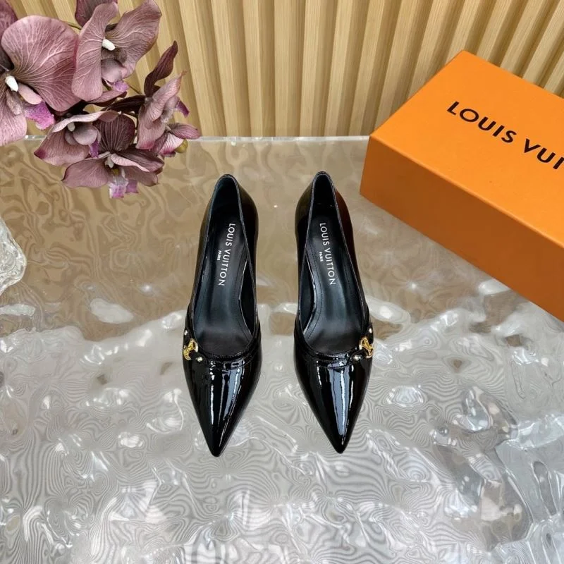 Effortless Louis Vuitton Heeled Shoes 32374