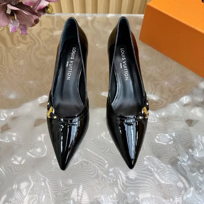 Effortless Louis Vuitton Heeled Shoes 32374