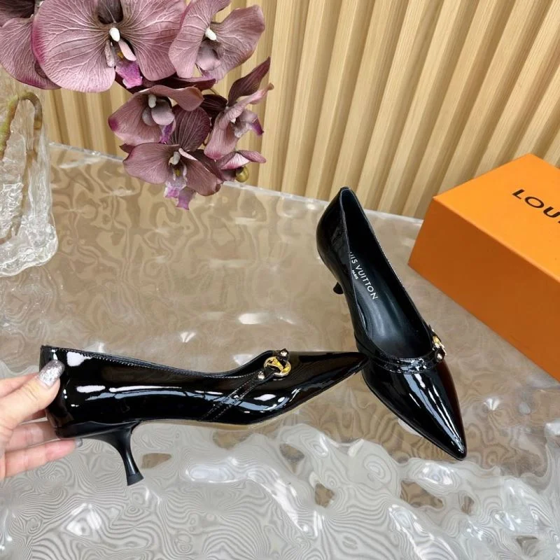 Effortless Louis Vuitton Heeled Shoes 32374